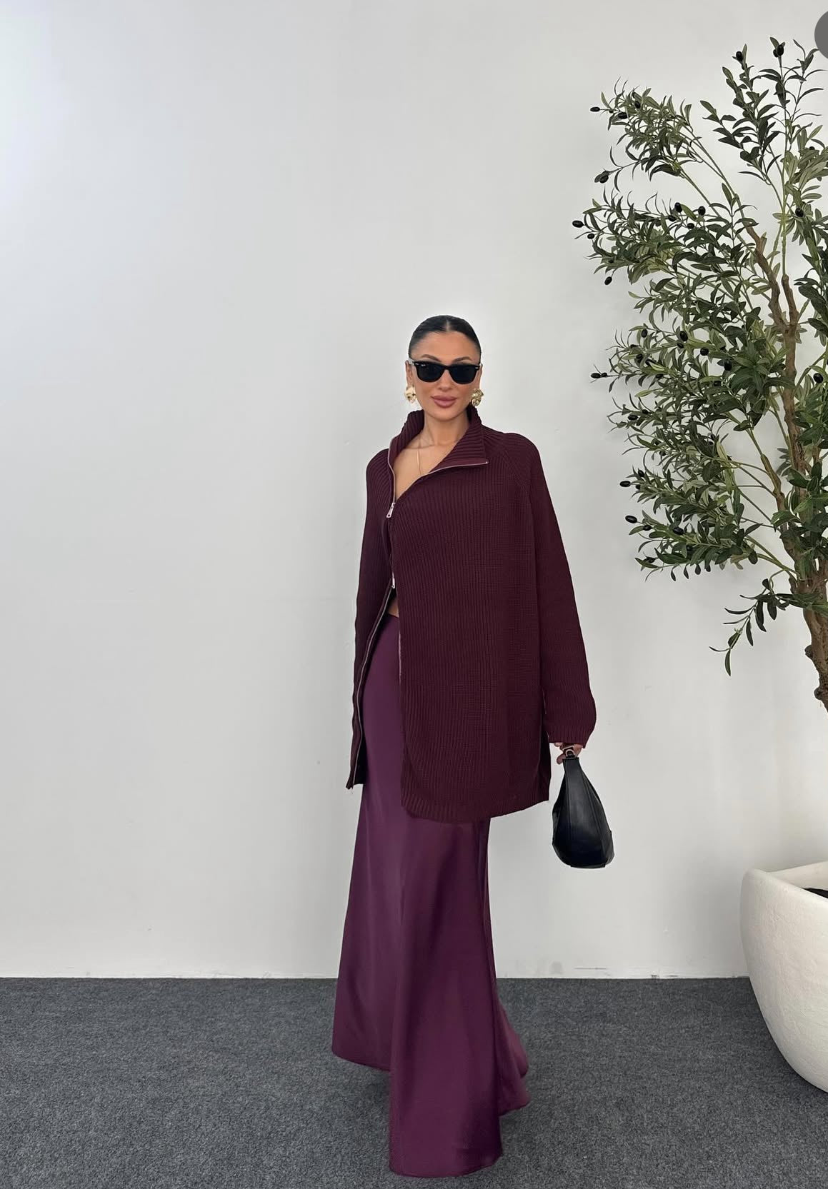 Side Zipper Burgundy Sweater