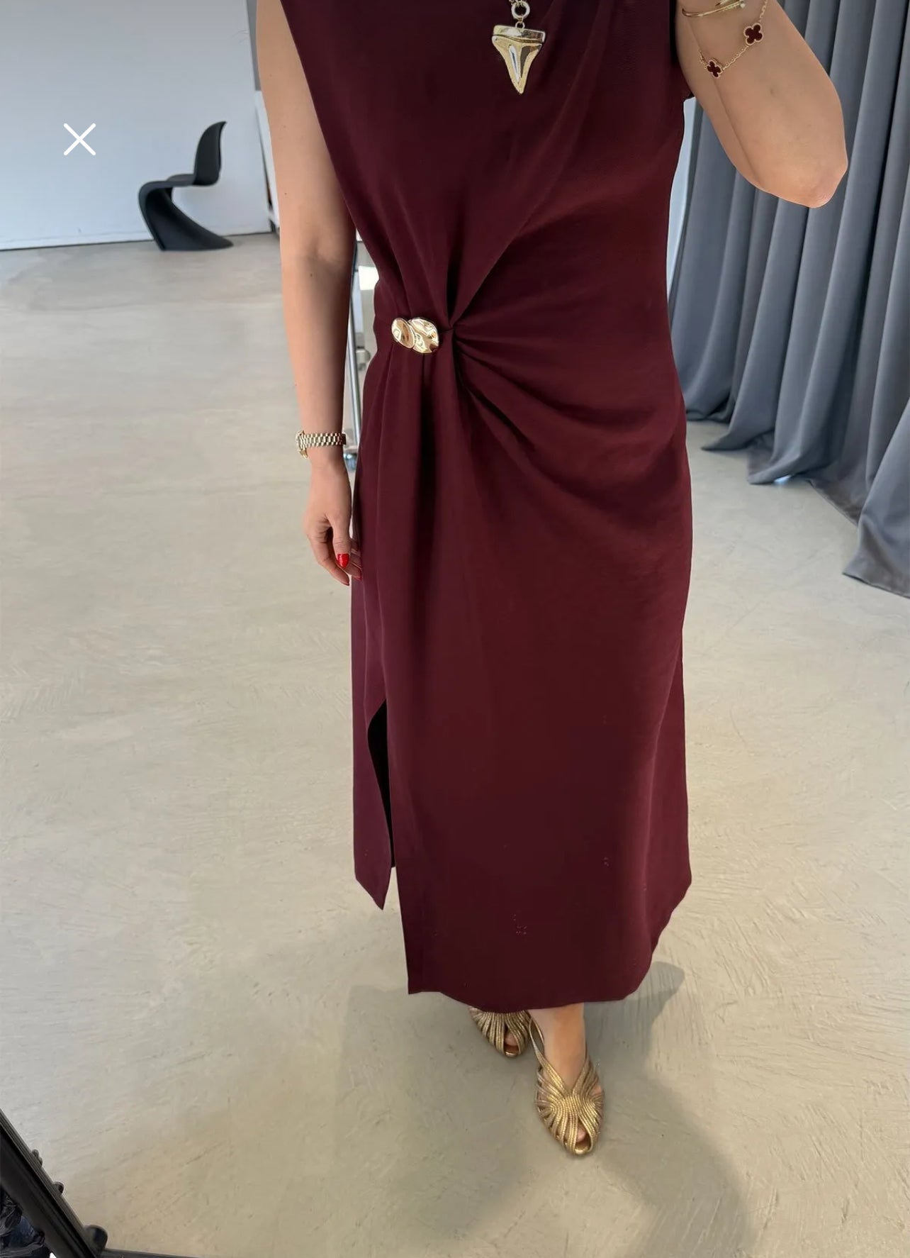 Sleeveless Buckle detailed Dress