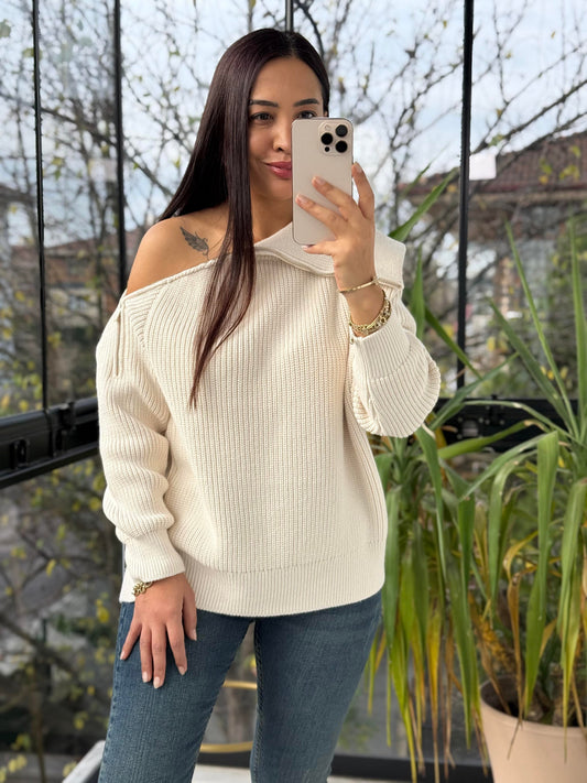 Side-Zip Wide Collar Knitted Sweater