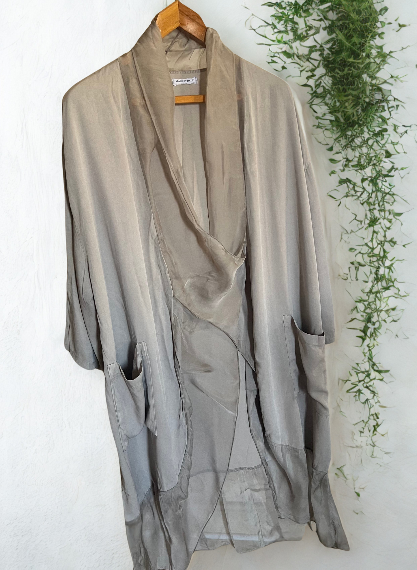 Italian 🇮🇹 Beige Long Blouse