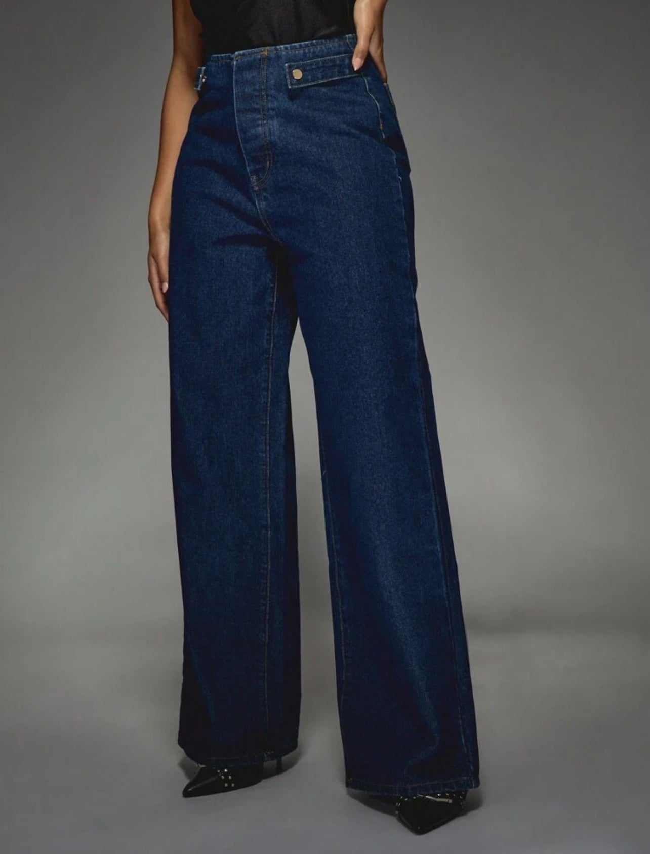 Dark blue straight jeans