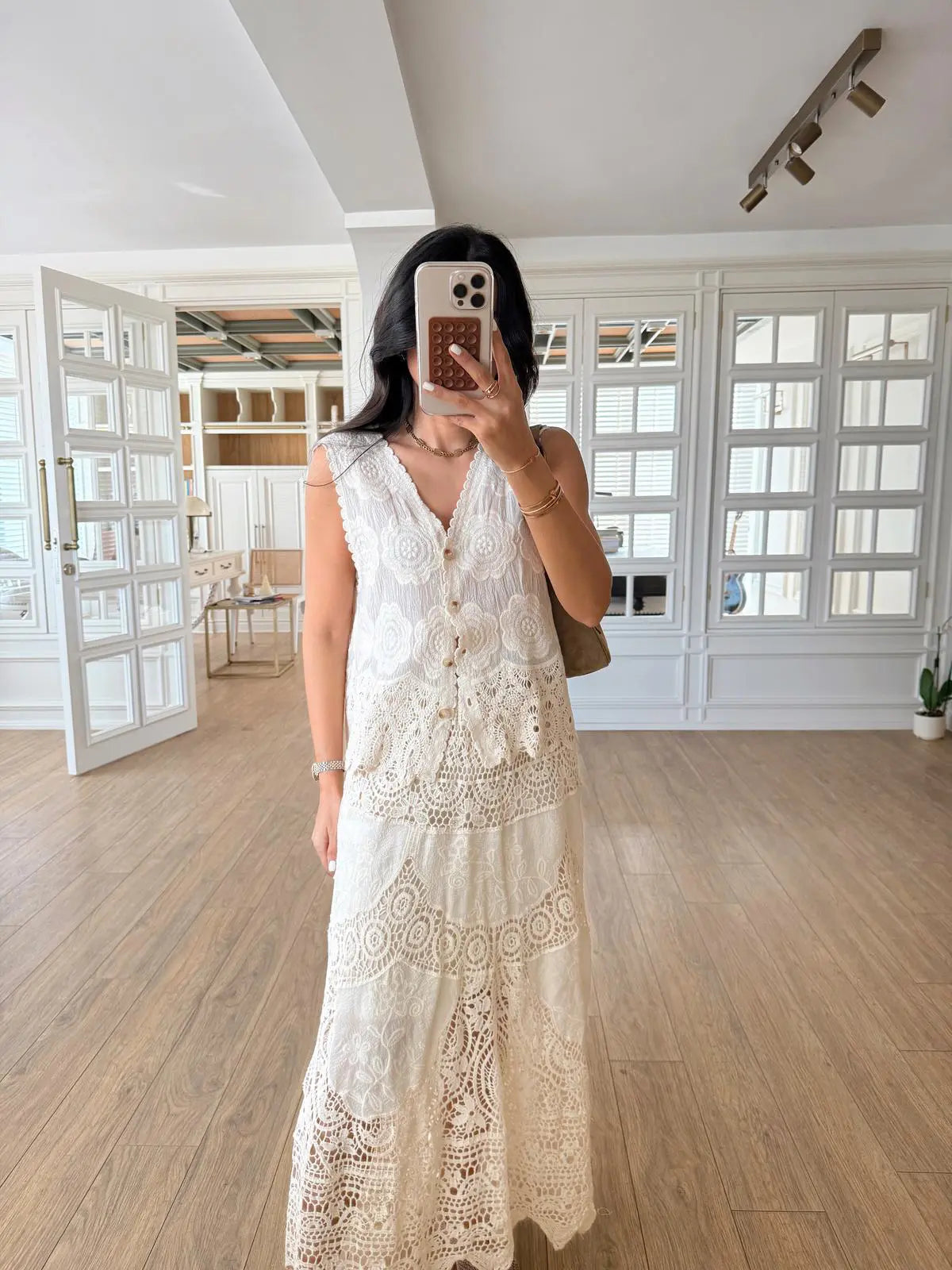 Elsa beige Floral Patterned Scallop Detail Premium Blouse