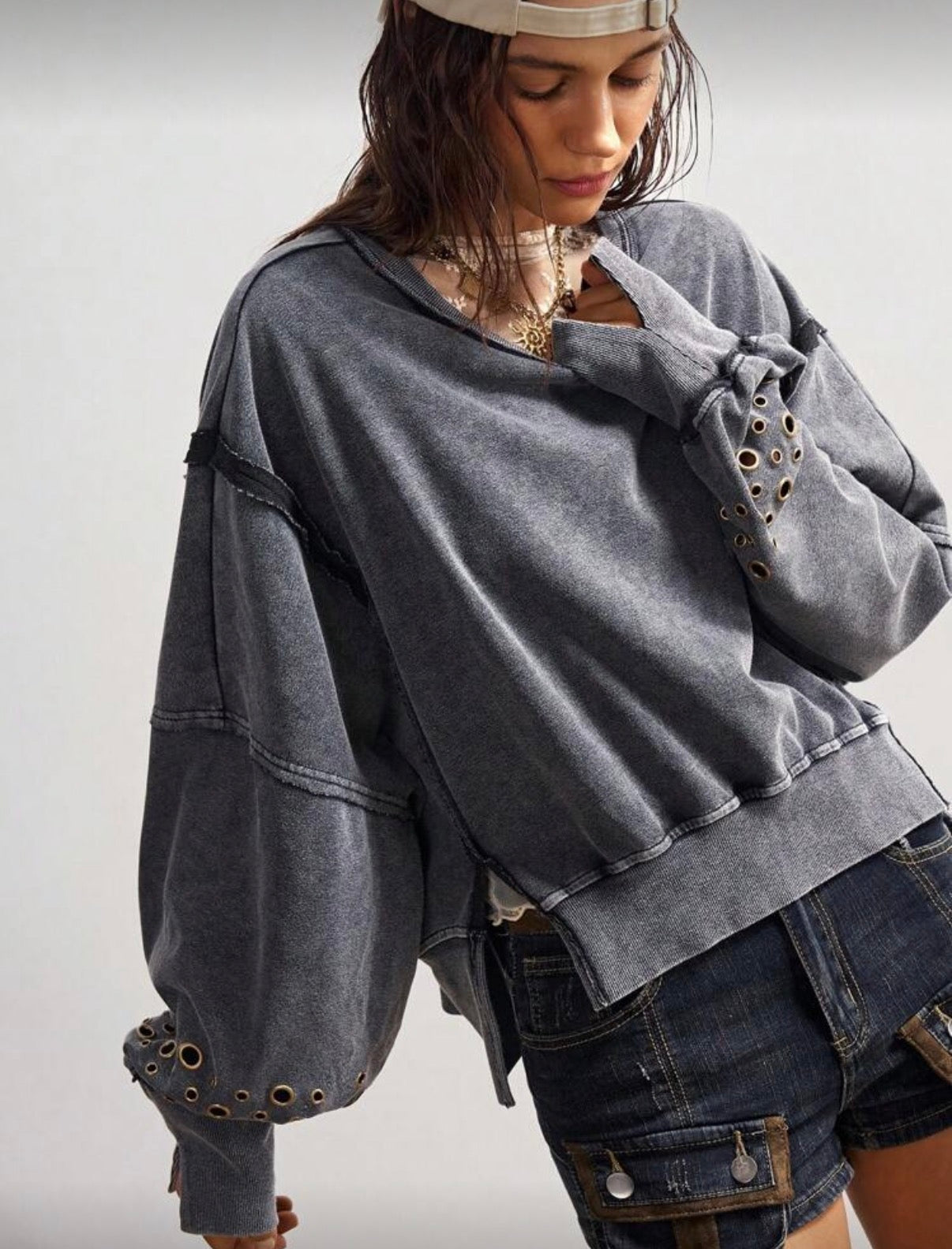 Bohemian grey sleeve details sweatshirt